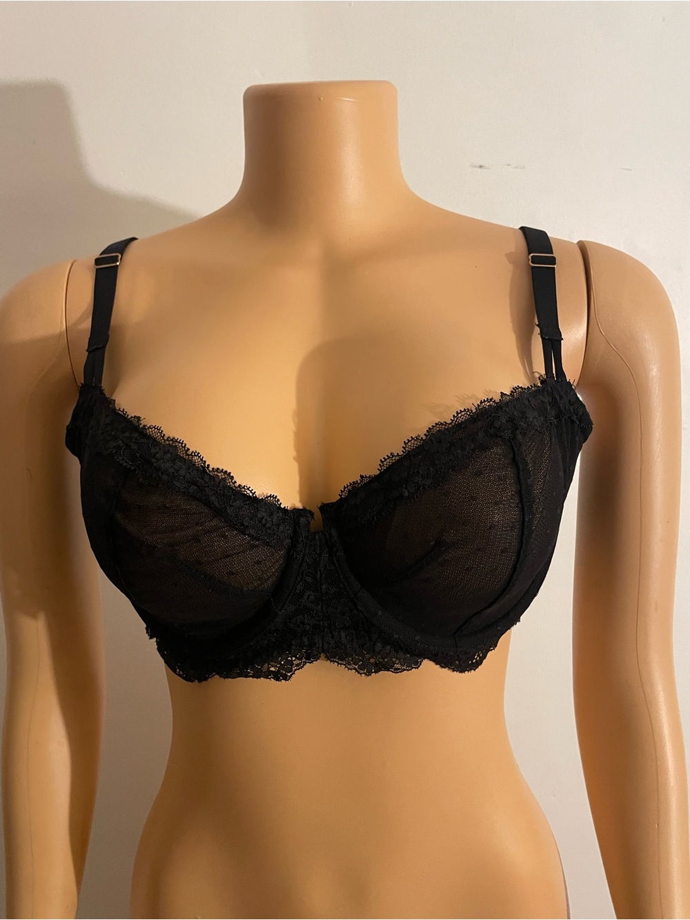 36DD - VS Push up Underwire Bra